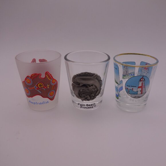 Set of 3 Shot Glasses-Australia-Palm Beach Princess-Lighthouses of New Brunswick - Picture 1 of 16